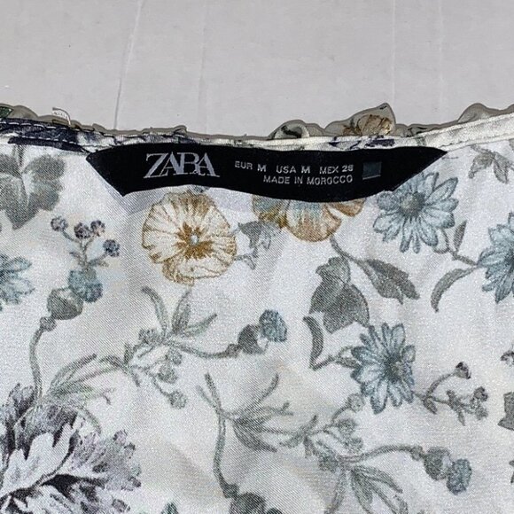 Zara floral Lace Satin Blouse with ruffle sleeves size Medium - Picture 11 of 14
